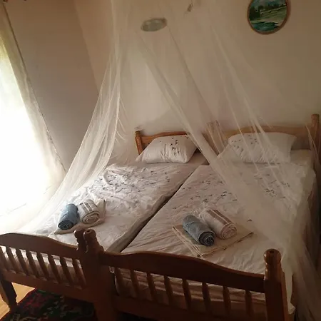 Kuca Hamidovih Cojluk Casa de Férias Bosanska Krupa